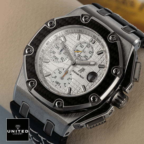 Ap Royal Oak 26030IO.OO_.D001IN.01 White Dial Replica on the cream stand
